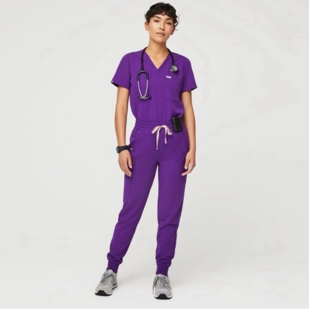 Figs Zamora Joggers and Catarina Top Set